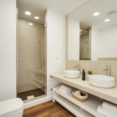 Salgados Premium By Da'home * Guia (Faro)